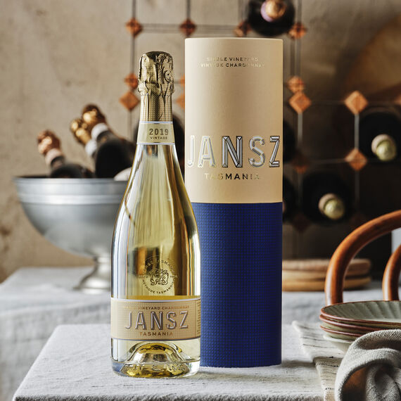 Single Vineyard Vintage Chardonnay Gift Box image number null