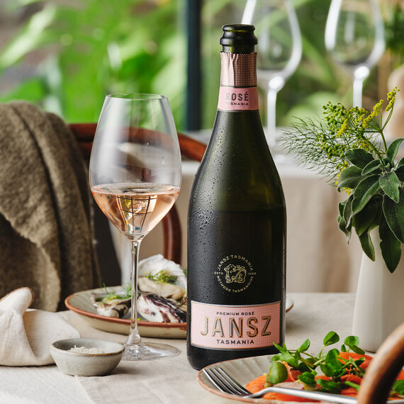 Premium Ros&eacute; image number null